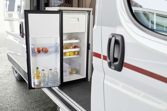 Grande capacité : le réfrigérateur de 84 l avec compartiment congélation 3 étoiles